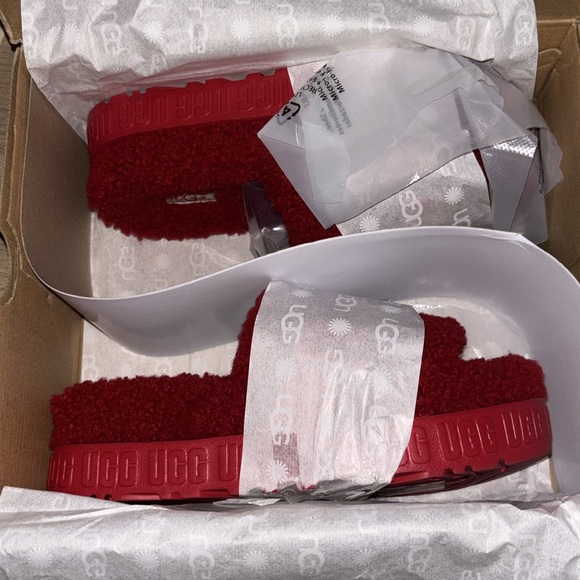 UGG SLIDES - Picture 2 of 2